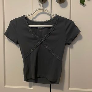 hollister baby tee